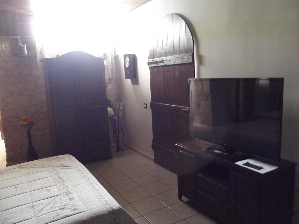 La Cutizza B&B Мартина-Франка Номер фото